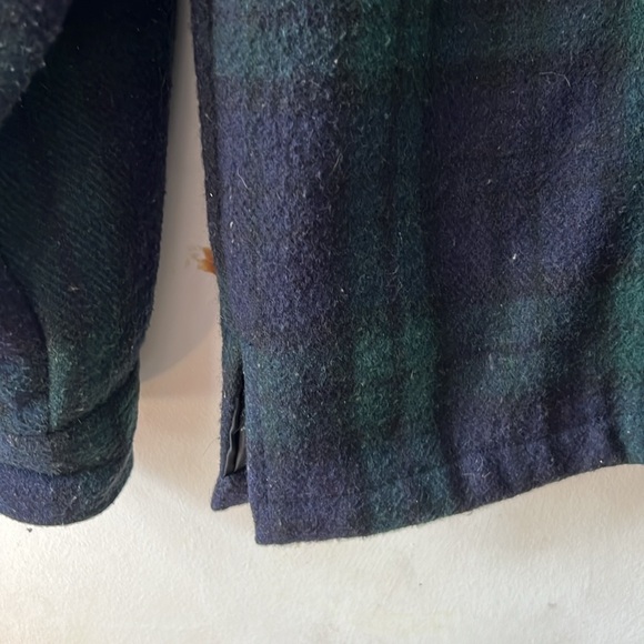 Aberdeen Collection women plaid recycled wool coat - Picture 9 of 9